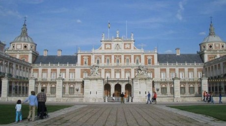 königlicher Palast mitten in Madrid
